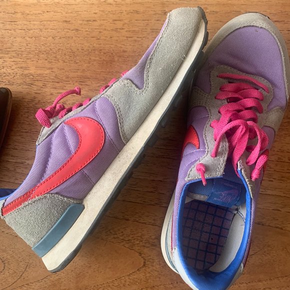 Nike Retro/Vintage 80s Sneakers - Women's Size 8.5 US - Picture 2 of 4